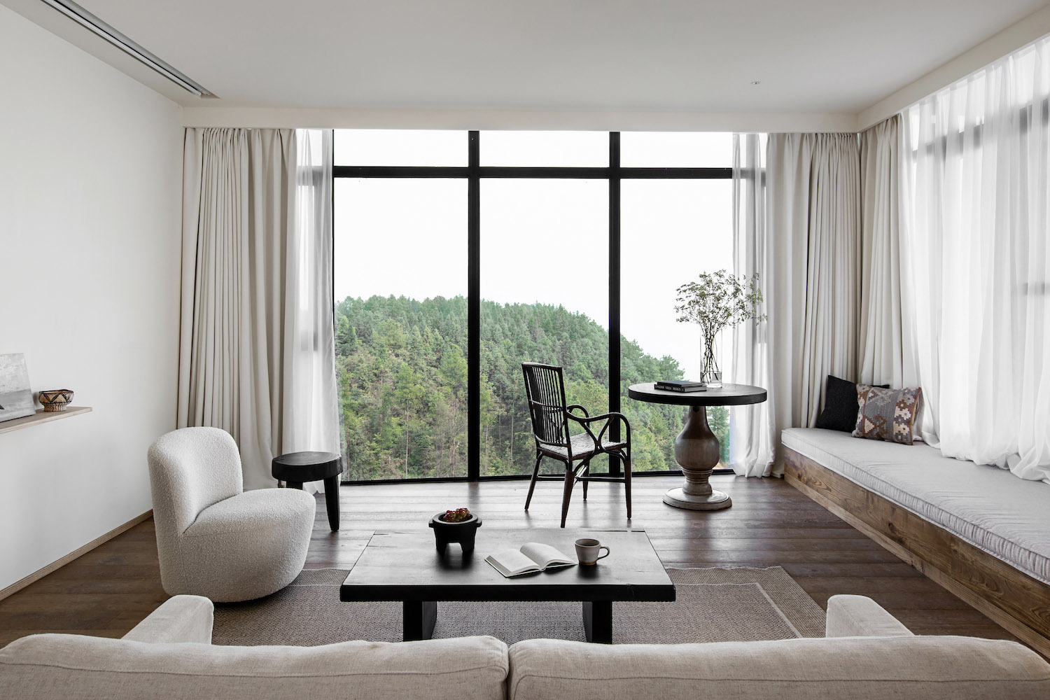 厵村极简风客房装修