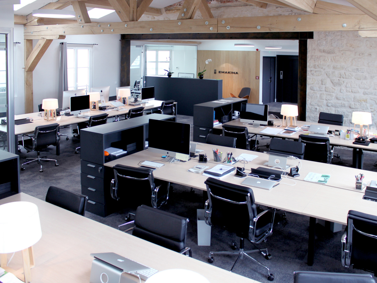 &ldquo;简洁&rdquo;400㎡办公室装修设计项目